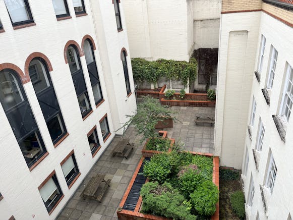 43 Queen Square, Queen Square, Bristol, Office To Let - IMG_6161.jpeg 43 Queen Square, Queen Square, Bristol, Office To Let - IMG_6161.jpeg