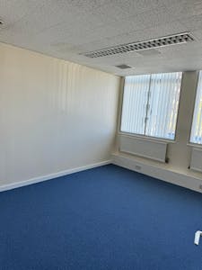 Suite A, Northside House, Barnet, Office To Let - Suite A 10.jpg