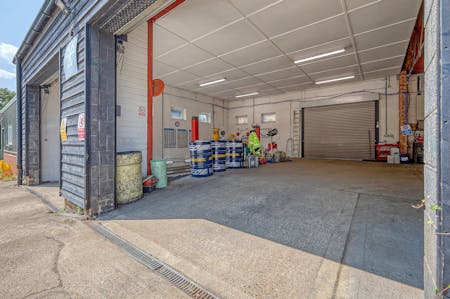 Unit 11 Coopersale Hall Farm, Fluxs Lane, Epping, Industrial/Logistics To Let / For Sale - img_1800_20 copy.jpg