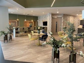 Arena Business Centre, Reading, 100 Berkshire Place, Wokingham, Offices To Let - 8B7FD2CFA826426B9B77C16EB4DDAF85.jpeg - More details and enquiries about this property