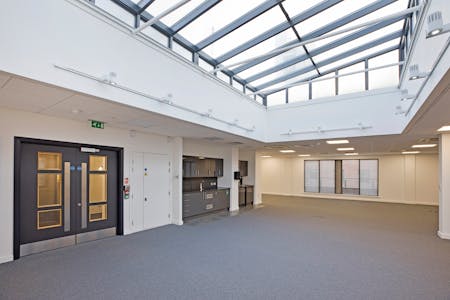17-19 York Place, Leeds, Office To Let - IMG_2080.jpg