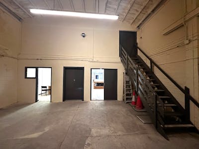 15 Rolfe Street, Smethwick, Industrial / Trade Counter / Warehouse To Let - p3.jpg