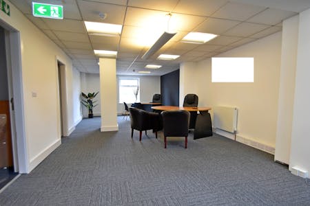 First Floor, 435-437 Walmersley Road, Bury, Office To Let - Internal