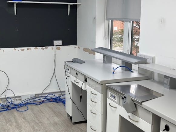 Nora Leverton Court, London, Offices To Let - 9.jpg