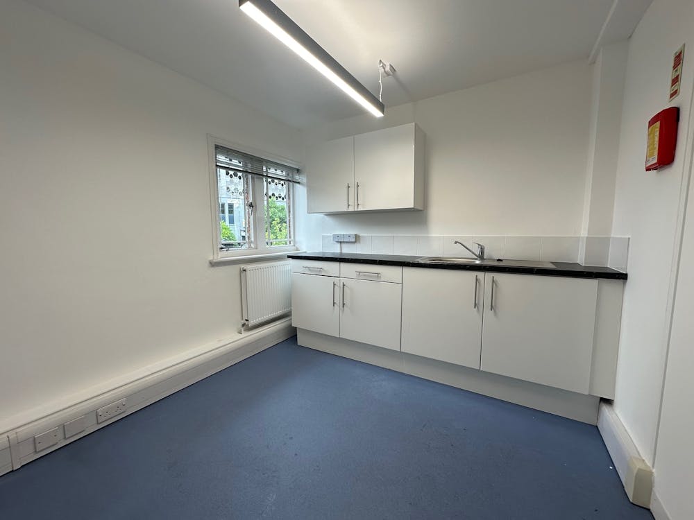 Second Floor Office Space - 1750sq Ft, Granby House, Nottingham, Office To Let - IMG_0920.jpg