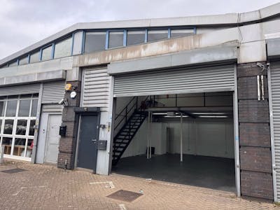 Unit 8, Rutland Studios, London, Industrial/Logistics To Let - c3577e6e37954db99ac20074a3a367ec.jpg