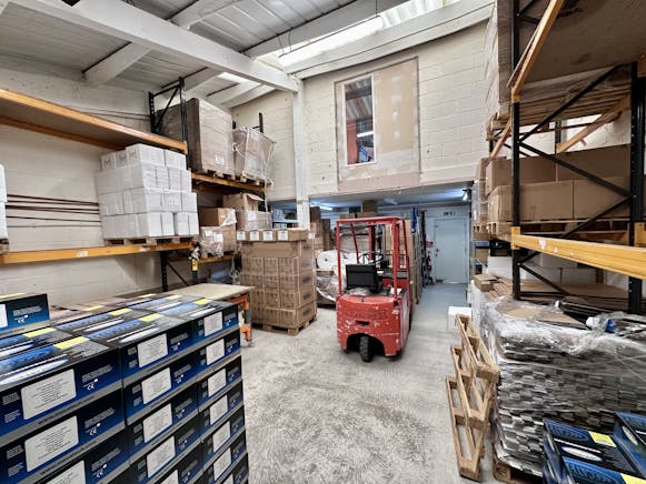 Unit 1, Haybarn Business Park, Aston Abbotts, Industrial / Office To Let / For Sale - IMG_8762.jpeg