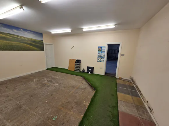 Assendon Works, Hockley, Industrial To Let - WhatsApp Image 2026-06-01 at 09.40.23 (1).jpeg