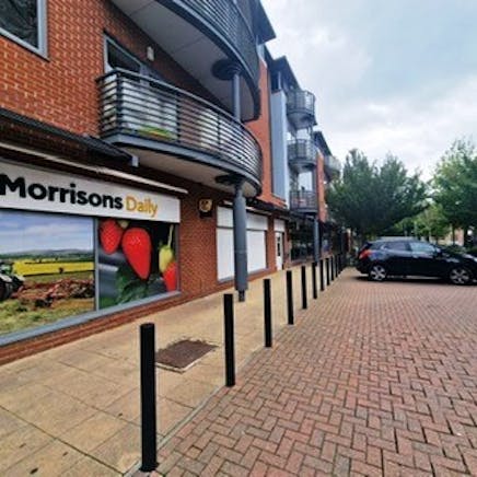 Unit 5 Randal View, Bishopsfield Road, Fareham, Retail / Retail To Let - Picture3  11 10 2023.jpg