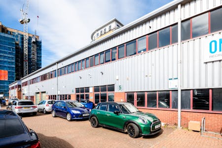 Industrial & Warehouse, Unit 4-5, London, Industrial/Logistics / Office To Let - Greenwich Centre Bus Pk U4-5 - 2.jpg
