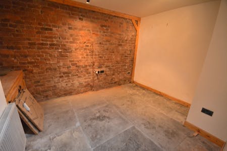 425 Walmersley Road, Bury, High Street Retail To Let - Store Room/Treatment Room