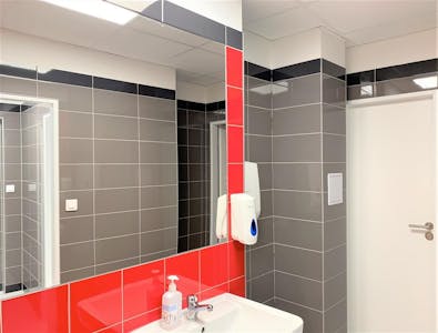 Závišova 5, Závišova 5, Praha 4, Office To Let - GetImage 6.jpg