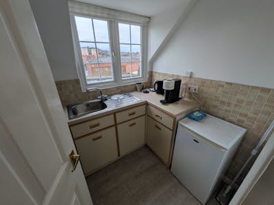 Third Floor, Chapel House, Guildford, Office For Sale - PXL_20260202_153244044.jpg