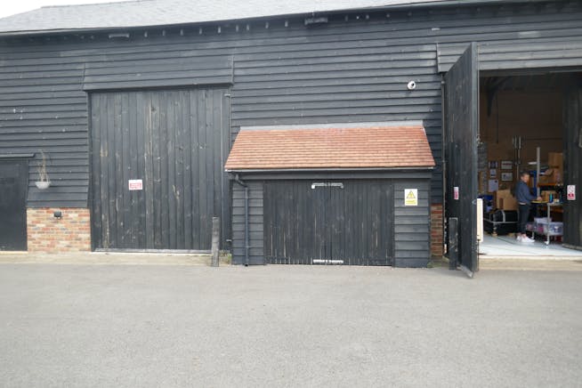 Units 4 & 5, Crumps Farm, Sawbridgeworth, Offices / Other To Let - P1020948.JPG