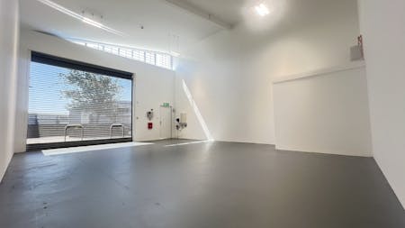 Unit 2 Rutland Studios, London, Industrial/Logistics To Let - Unit 2 3.JPEG