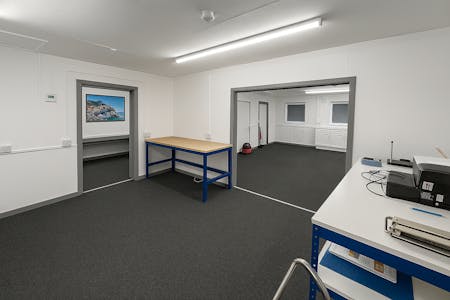 4 Berrington Road, Leamington Spa, Industrial/Logistics / Warehouse For Sale - Copilot 4.png