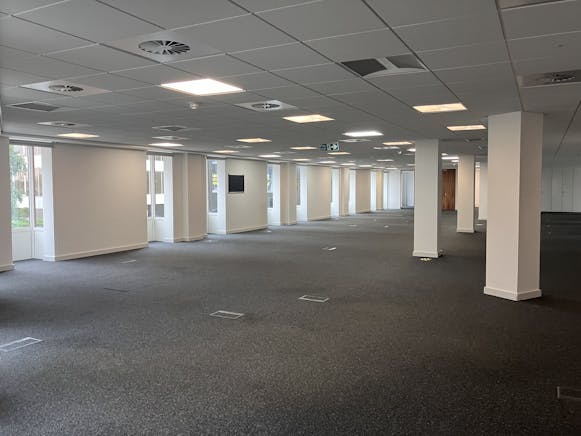 Station Square, 1 Gloucester Street, Swindon, Office To Let - 1st floor office.jpg