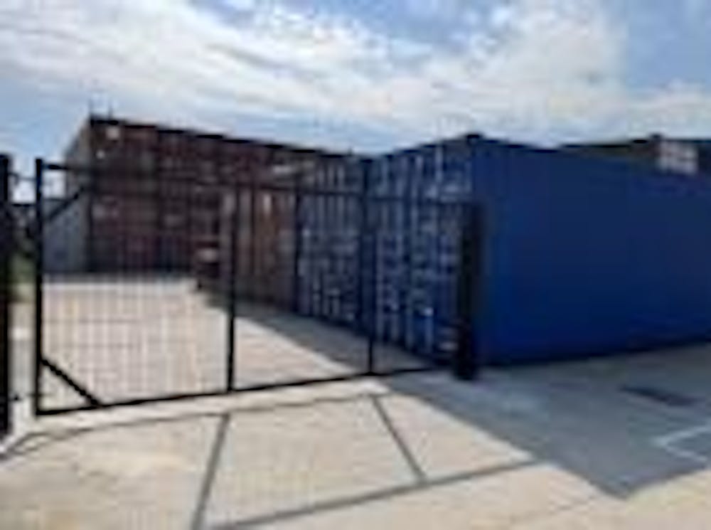 Containers, Purdeys Industrial Estate Purdeys Way - Picture.jpg