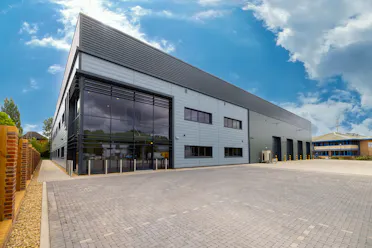 Indurent 41, Indurent Park, Wokingham, Wokingham, Industrial To Let - Wokingham Photography September 2026 - Photos.co.uk - Webres-87.jpg - More details and enquiries about this property