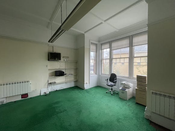 50 Havelock Road, Hastings, Office / Retail To Let - IMG_3328.JPEG
