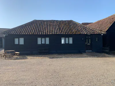 Former Grainstore & Offices, Willow hill Farm, Bedford, Industrial / Office To Let - IMG_8020.jpg