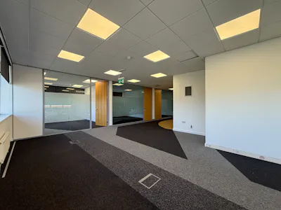 2 Earls Court, Earls Gate Business Park, Grangemouth, Office To Let - 20260525_121226344_iOS.jpg