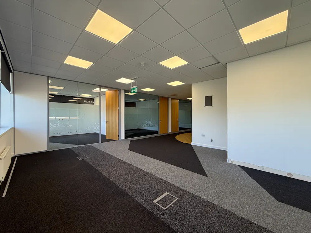 2 Earls Court, Earls Gate Business Park - 20260525_121226344_iOS.jpg