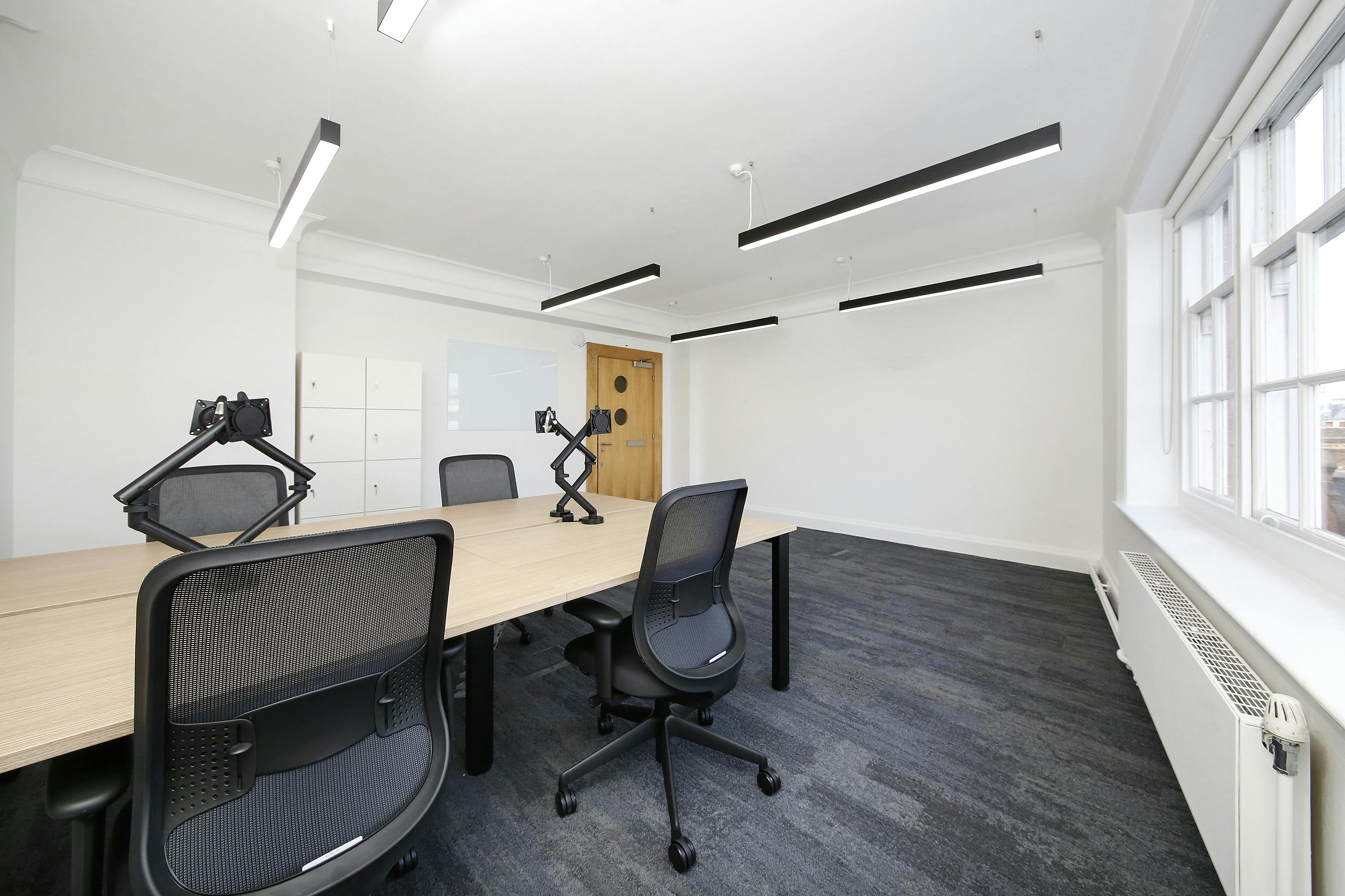 Room 411, 162-168 Regent Street, London, Office To Let - MG_0357.jpg