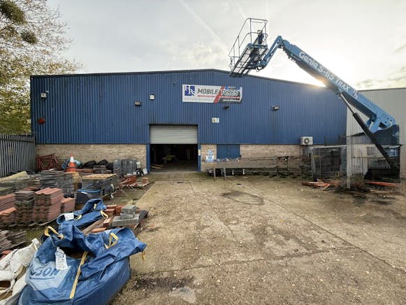 Unit 6 Tower Industrial Estate, Eastleigh, Industrial To Let - IMG_5482.JPEG