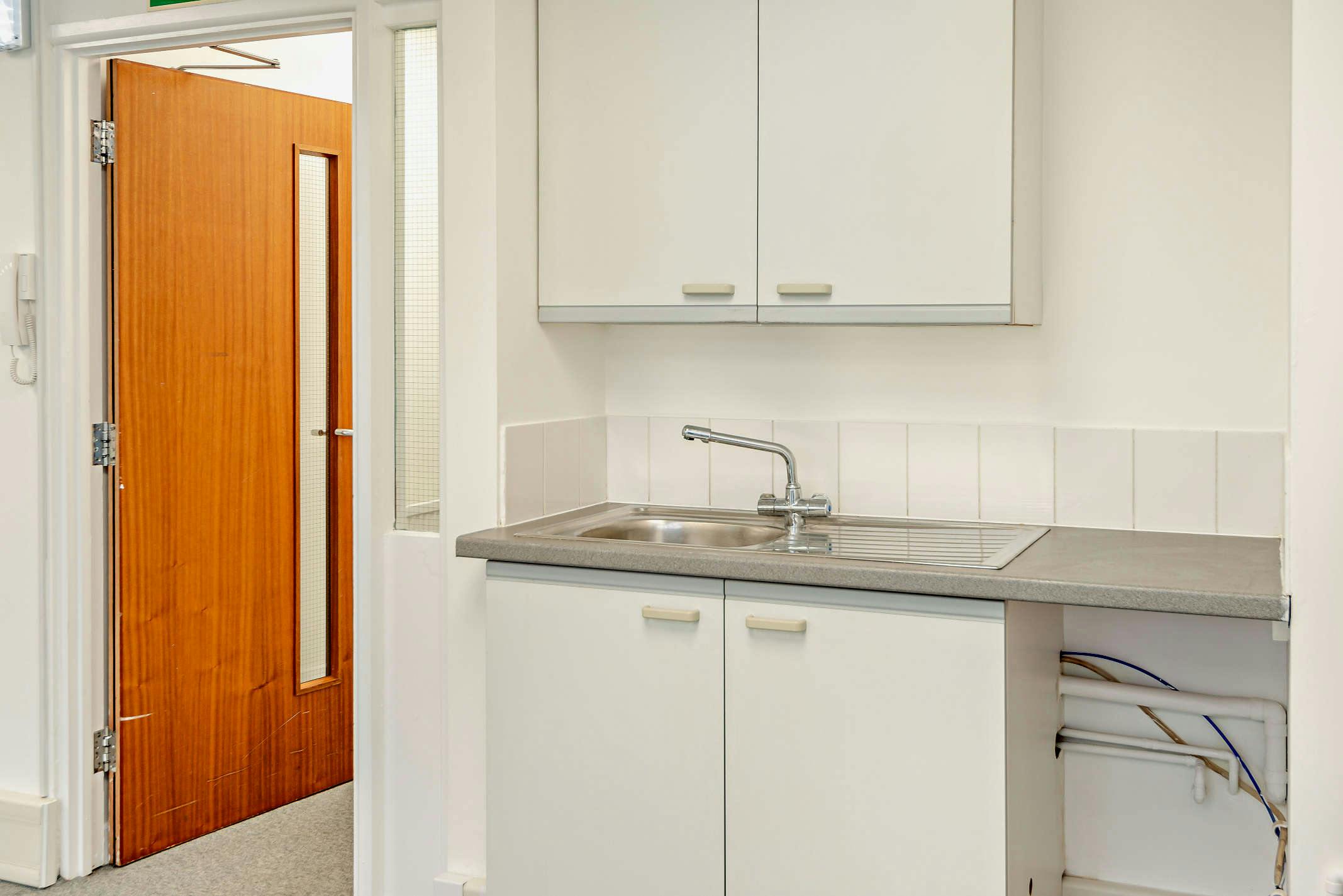 Unit 7 Rivermead Business Park, Station Road, Thatcham, Offices To Let - 8540002interior10800.jpg