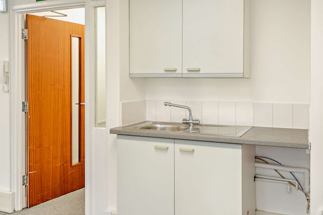 Unit 7 Rivermead Business Park, Station Road, Thatcham, Offices To Let - 8540002interior10800.jpg