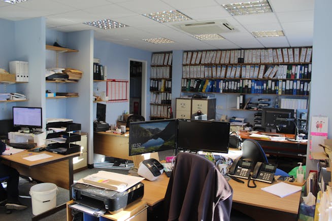 4 Abbey Point, Waltham Abbey To Let - IMG_0524.JPG