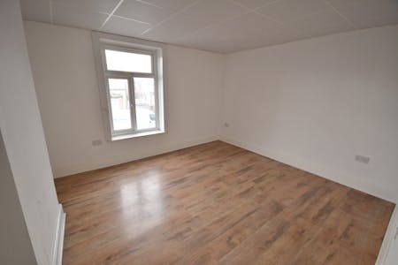 175 Rochdale Road, Bury, Office To Let - CSC_0059.JPG