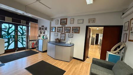 30 Progress Road, Leigh-On-Sea, Industrial/Logistics For Sale - WhatsApp Image 20241014 at 130921_8894eaf2.jpg