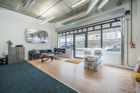 8 Lamb Walk, London, Office To Let - 8 Lamb Walk entrance Copy.jpg