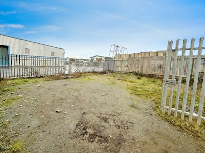 Millhead Way, Rochford, Yard To Let - a28a4068-WhatsApp 20Image 202026-01-08 20at 2012.14.46.jpeg