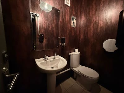 56 Clapham Park Road, London, Leisure / Retail To Let - WhatsApp Image 2026-01-15 at 17.38.13 (2).jpeg