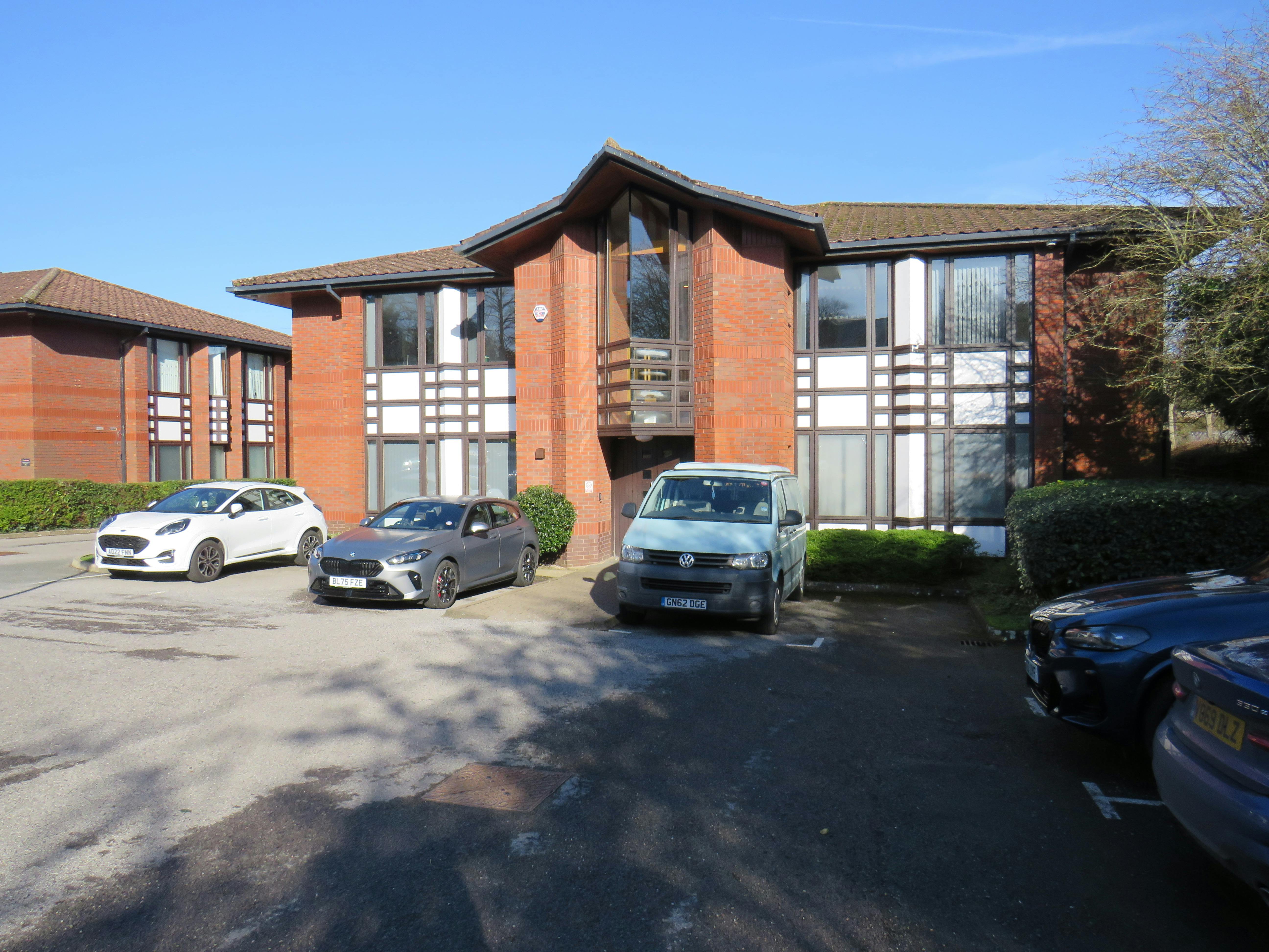 9 Oriel Court, Alton, Offices To Let - IMG_1957.JPG