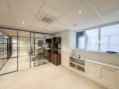 72-74 Margaret Street, London, Office To Let - Image 14.jpg
