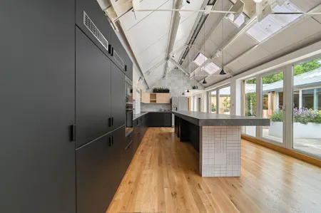 Rochelle School, 16 Playground Gardens, London, Office To Let - MD-BC-ArnoldCircus-25.JPG