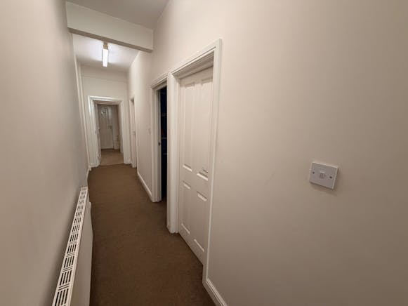 977 London Road, Leigh-on-Sea, Office / Retail To Let - WhatsApp Image 2026-04-27 at 14.12.20 (1).jpeg