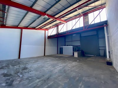 Unit 18A, Springvale Industrial Estate, Cwmbran, Industrial To Let - 18A Springvale 03.jpg