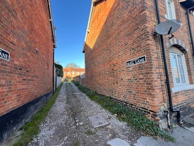 5 Buttermarket, Thame, Office To Let - WhatsApp Image 20251027 at 165309_a1b2f818.jpg