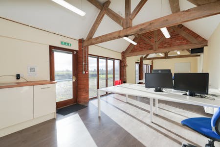 Old Barn Cottage, Warwick, Office To Let - Wareing & Co-12.jpg