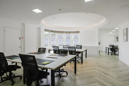 55 Blandford Street, London, Office To Let - victor-harris-55-blandford-street-and-1-old-queen-street-55-blandford-street-office-floor-4-v1-015-highres.jpg