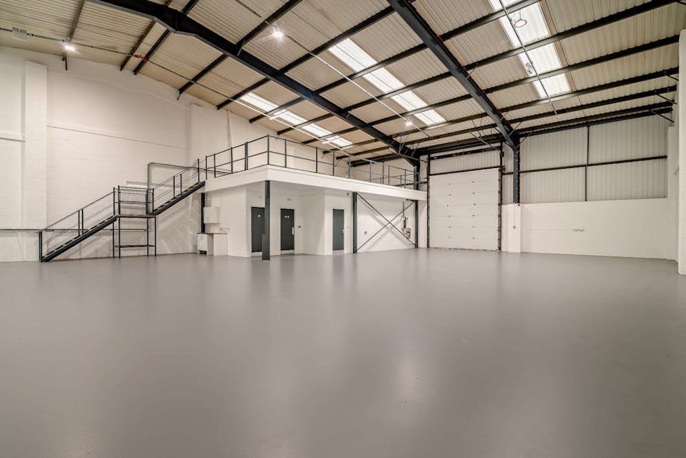 Unit 10, Meadowbrook Park Trading Estate - 3.jpg