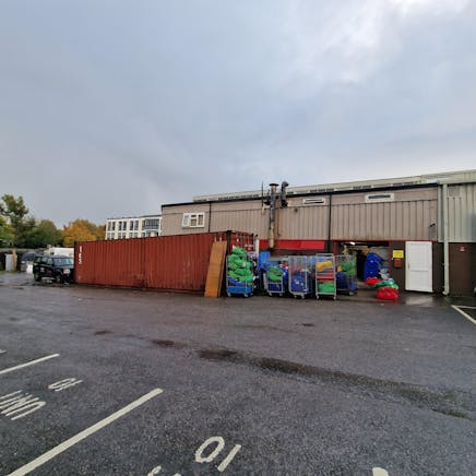 Unit 1 Bessemer Park, Bessemer Road, Basingstoke, Industrial / Industrial For Sale - 20231103_150932.jpg