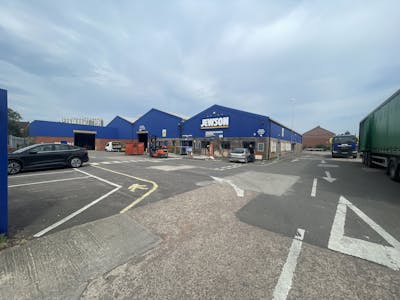 Former Jewson Trade Counter, 186 Humber Avenue, Coventry, Open Storage / Trade Counter / Industrial / Warehouse For Sale - IMG_2383.JPG