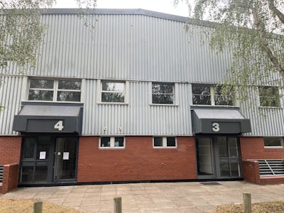 Unit 3 & 4  Airlinks Industrial Estate, Heston, Heathrow, Industrial / Warehouse To Let - 3  4 Airlinks  Personnel.jpg