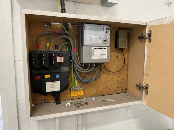 Unit 5A Bessemer Crescent, Rabans Lane Industrial Estate, Aylesbury, Industrial To Let - Electrics.JPEG